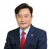 정동만